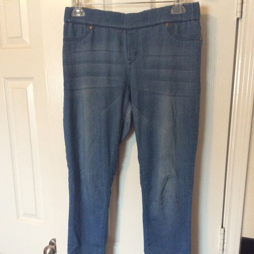 Bebe stretch straight leg jeans